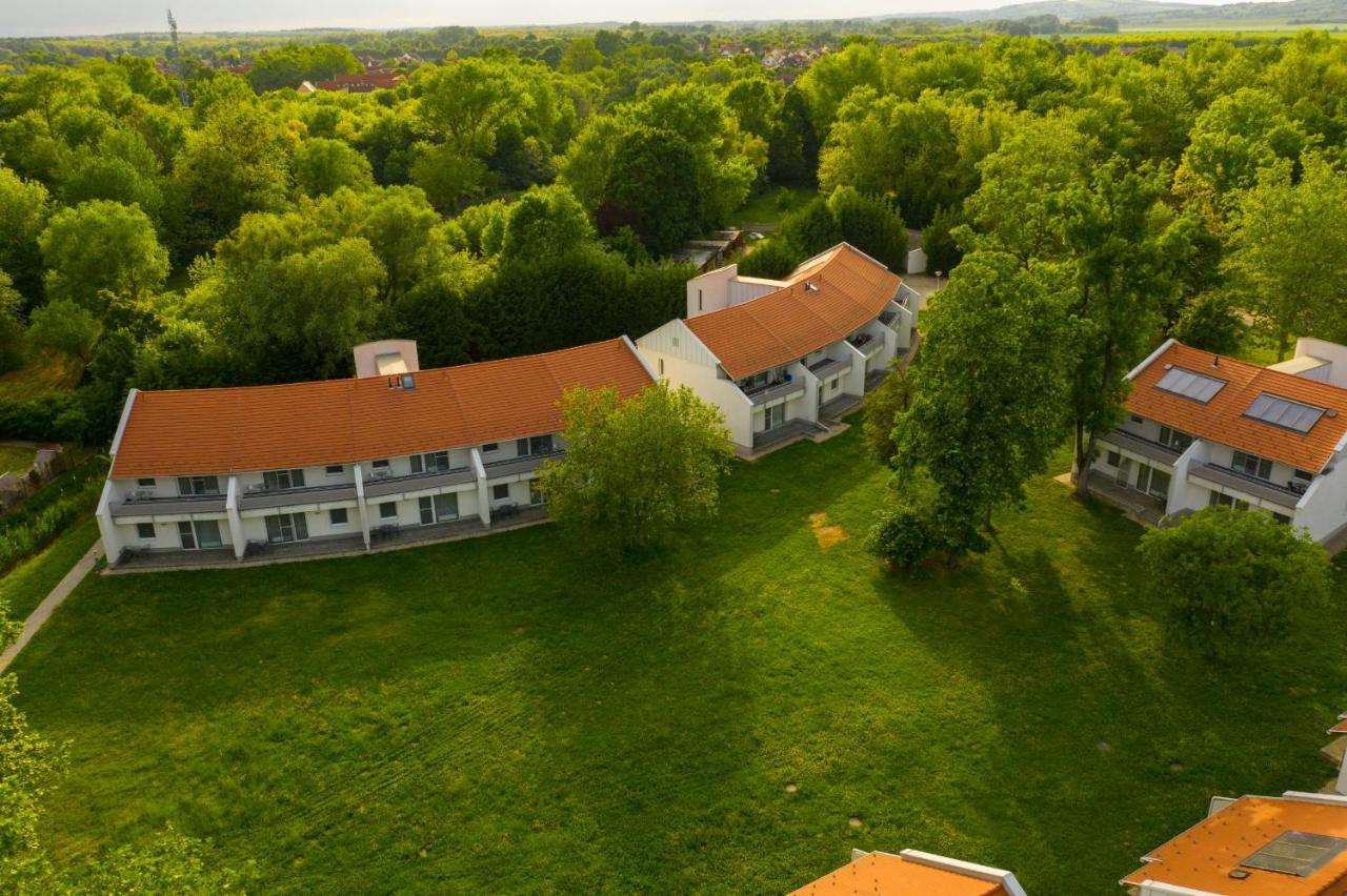 Termál Kemping Apartmanok és Bungalók Harkány Esterno foto