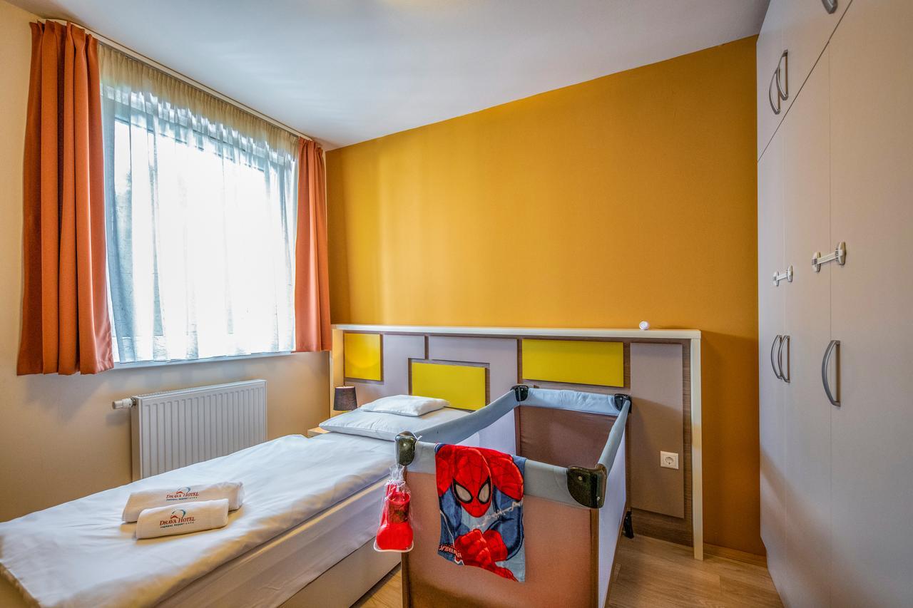 Termál Kemping Apartmanok és Bungalók Harkány Esterno foto